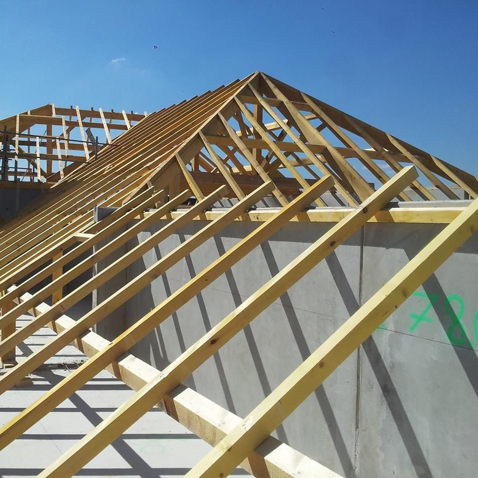 charpente-bois-surmesure.jpg